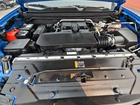 Used 2025 Chevrolet Colorado ZR2 AWD/4WD image 32