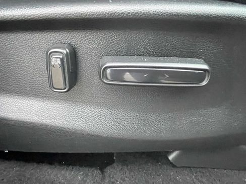 Used 2020 Honda CR-V EX-L image 12