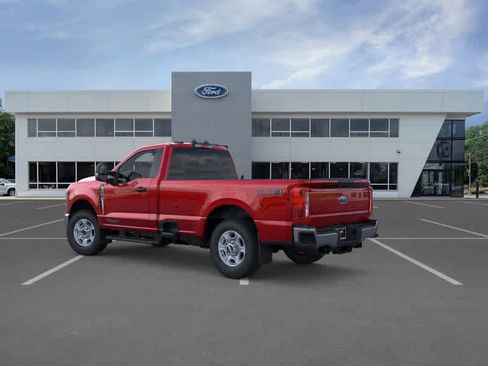 New 2026 Ford F250 XLT w/ FX4 Off-Road Package AWD/4WD image 4