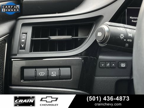 Used 2022 Lexus ES 300h Ultra Luxury image 13