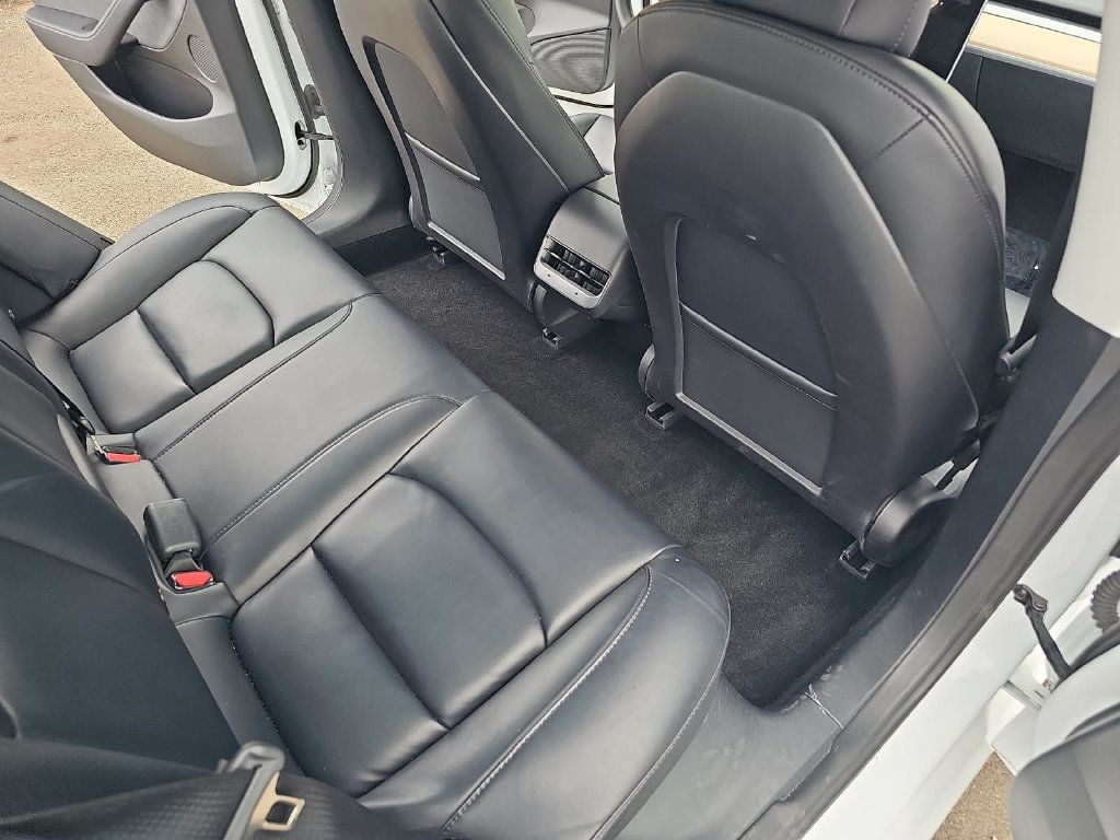 Used 2023 Tesla Model 3 Standard Range RWD image 12
