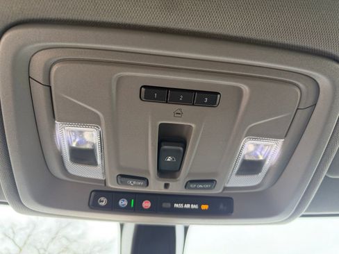 Used 2021 Chevrolet Silverado 1500 LT Trail Boss w/ Convenience Package II image 28