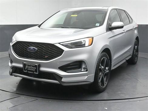 Certified 2019 Ford Edge ST w/ Convenience Package image 3