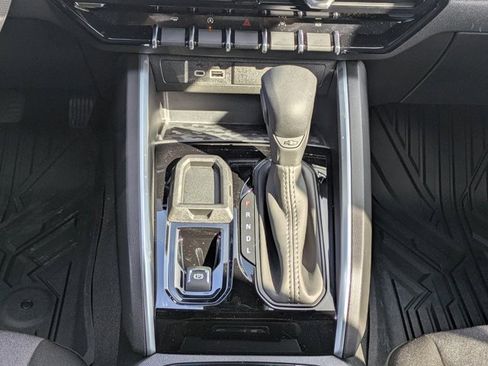 New 2026 Chevrolet Colorado W/T image 18