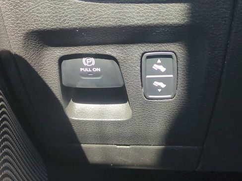 Used 2021 RAM 1500 Limited AWD/4WD image 26