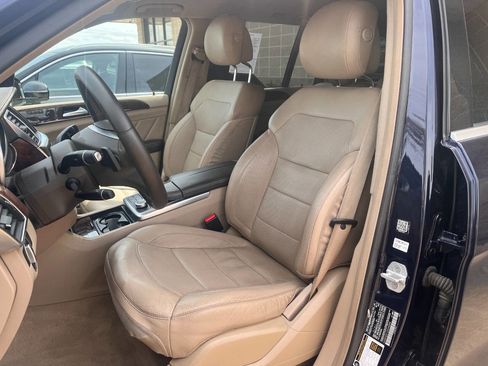 Used 2016 Mercedes-Benz GL 450 4MATIC image 9