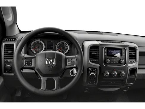 Used 2019 RAM 1500 Express w/ Express Value Package AWD/4WD image 4