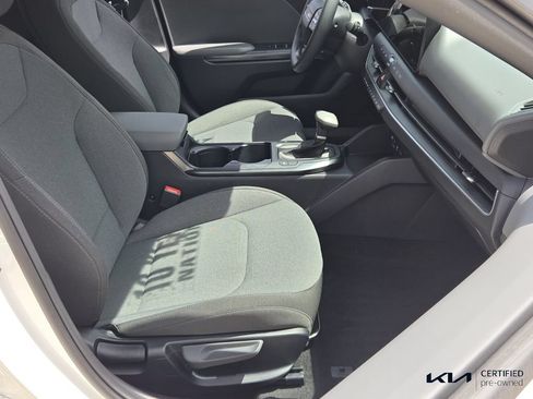 Certified 2025 Kia K4 FWD image 17