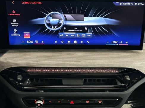 Used 2025 BMW 330i Sedan image 20