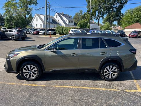 Certified 2024 Subaru Outback Premium AWD/4WD image 9
