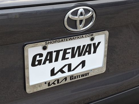 Used 2022 Toyota RAV4 XLE w/ Convenience Package image 33