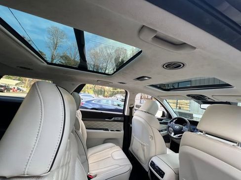 Used 2020 Hyundai Palisade Limited image 34