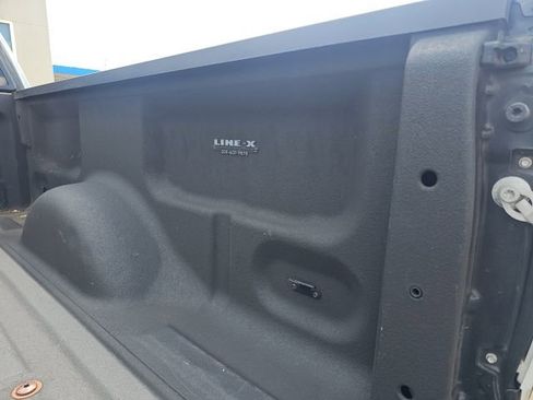 Used 2013 Ford F150 Lariat w/ Luxury Equipment Group RWD image 9