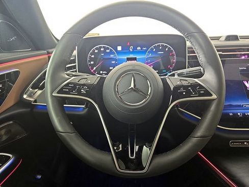 Used 2026 Mercedes-Benz E 450 4MATIC Sedan image 21