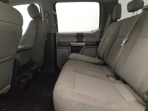 Used 2017 Ford F150 XLT AWD/4WD image 18
