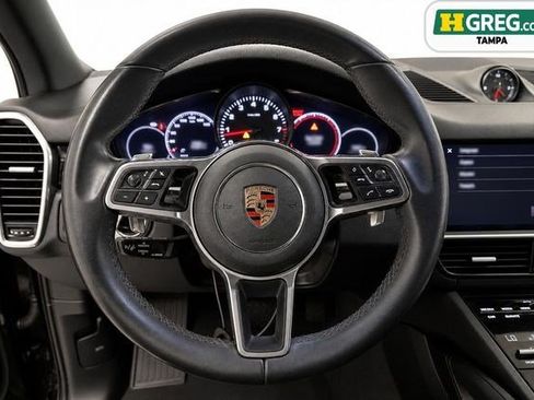 Used 2023 Porsche Cayenne AWD/4WD image 14