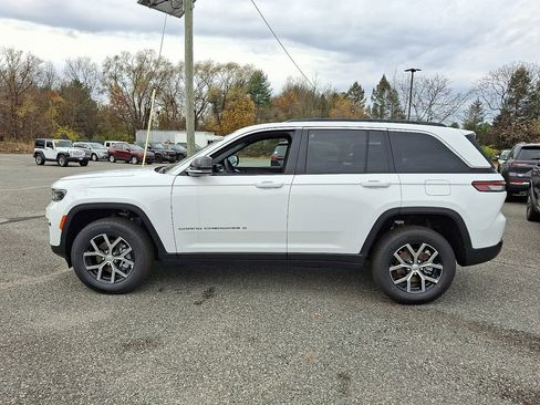 New 2025 Jeep Grand Cherokee Limited image 5