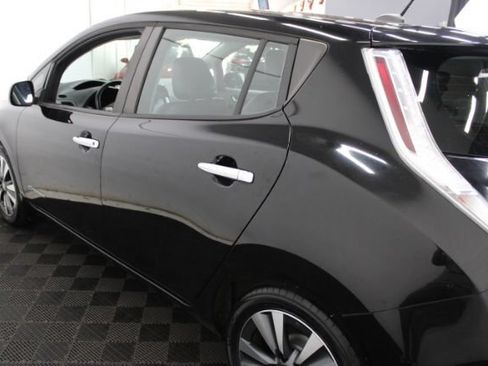Used 2015 Nissan Leaf SL w/ Premium Package FWD image 10