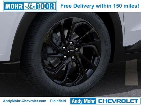 New 2027 Chevrolet Bolt RS FWD image 11