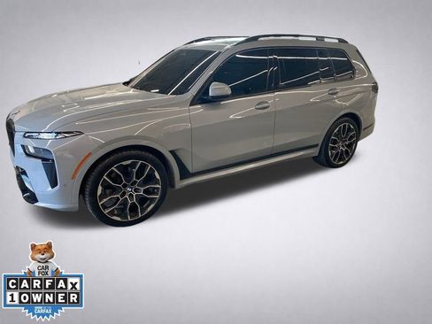 Used 2025 BMW X7 xDrive40i w/ M Sport Package AWD/4WD image 8