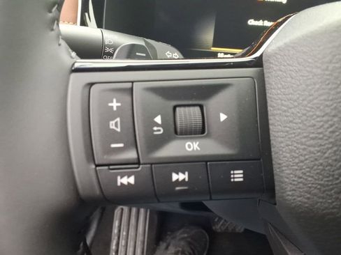 New 2026 Nissan Pathfinder Platinum image 20