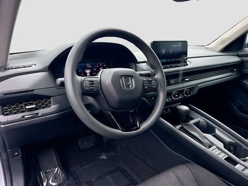 Certified 2023 Honda Accord EX image 11