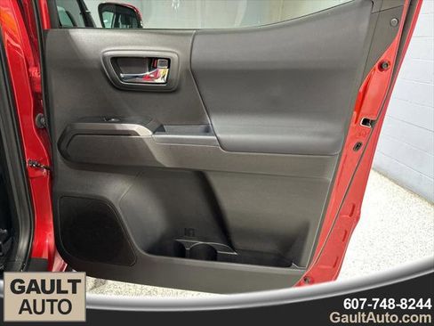 Certified 2021 Toyota Tacoma TRD Sport image 24