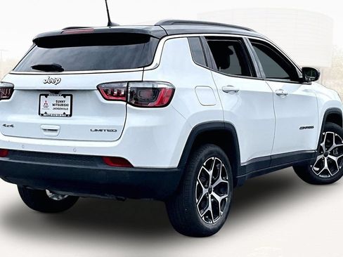 Used 2025 Jeep Compass Limited AWD/4WD image 6
