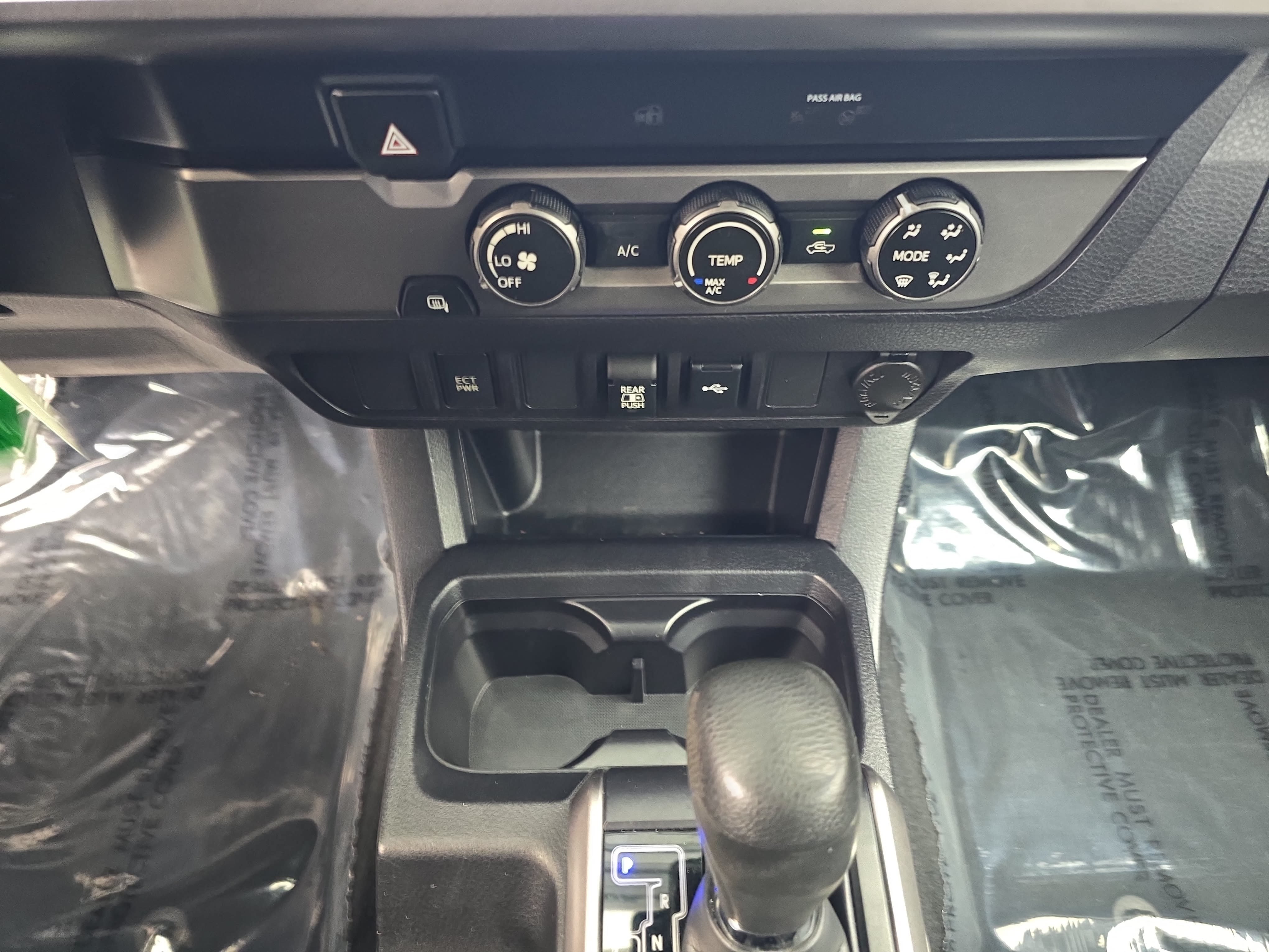 Used 2020 Toyota Tacoma SR5 RWD image 22