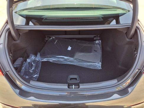 New 2025 Mercedes-Benz C 300 4MATIC Sedan image 22
