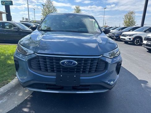 Used 2024 Ford Escape Active AWD/4WD image 1