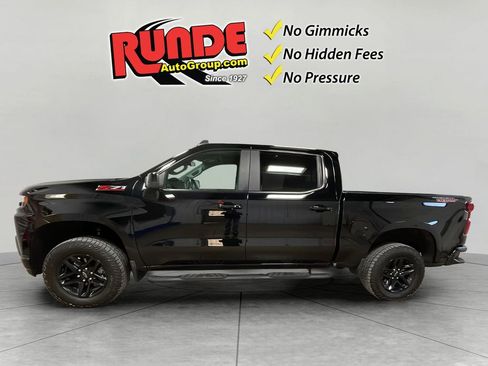 Used 2020 Chevrolet Silverado 1500 LT Trail Boss image 2