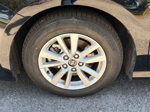 Used 2025 Toyota Camry LE image 23