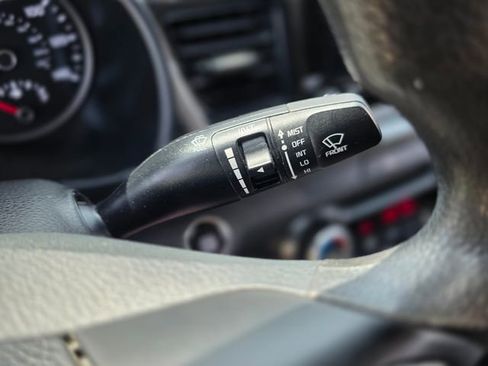 Used 2023 Kia Rio S w/ Technology Package image 32