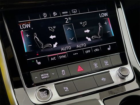 New 2025 Audi Q8 Premium image 18