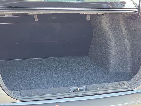 Used 2025 Nissan Versa S w/ Trunk Package FWD image 9