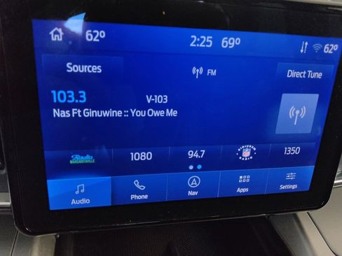 Used 2022 Ford Explorer XLT w/ Equipment Group 202A image 25