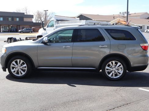 Used 2011 Dodge Durango Crew image 9
