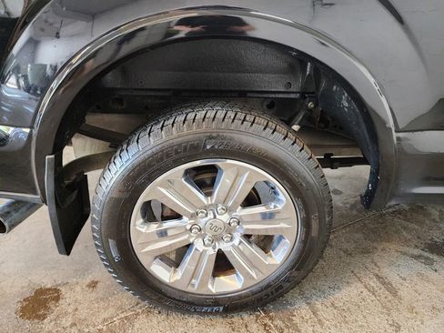 Used 2019 Ford F150 King Ranch w/ Equipment Group 601A Luxury AWD/4WD image 41