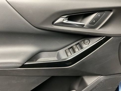 New 2026 Chevrolet Equinox LT w/ LPO, Floor Liner Package image 10