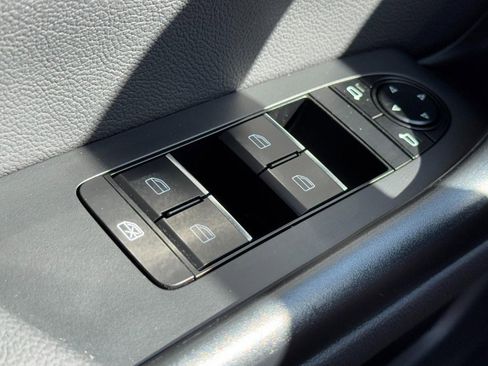 Used 2025 MAZDA CX-50 AWD 2.5 S w/ Premium Package image 21