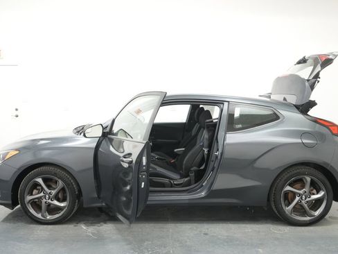Used 2019 Hyundai Veloster 2.0 FWD image 20