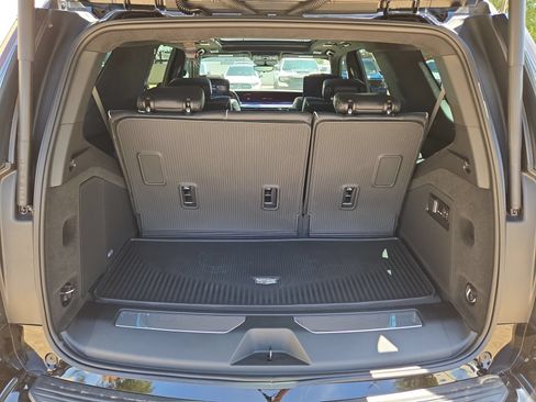 Used 2026 Cadillac Escalade V AWD/4WD image 12