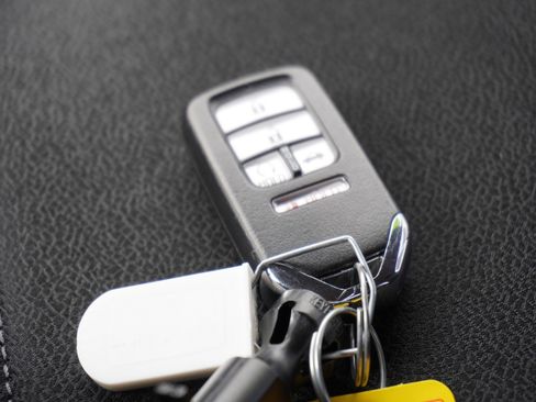 Used 2020 Honda CR-V LX image 18