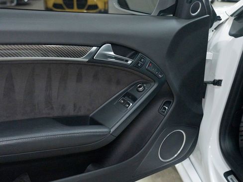 Used 2013 Audi RS 5 Coupe w/ Audi MMI Navigation Plus Pkg image 19