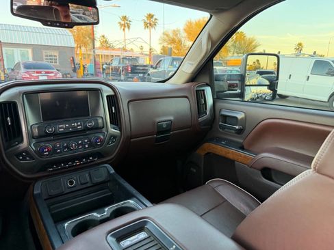 Used 2016 Chevrolet Silverado 3500 High Country w/ Duramax Plus Package image 18