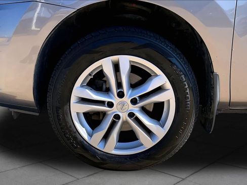 Used 2015 Nissan Rogue S w/ Convenience Package AWD/4WD image 11