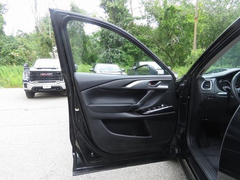 Used 2023 MAZDA CX-9 Touring image 10