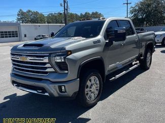 Used 2025 Chevrolet Silverado 2500 High Country w/ Technology Package video 1