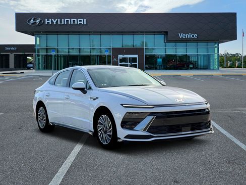 New 2026 Hyundai Sonata SEL FWD image 11